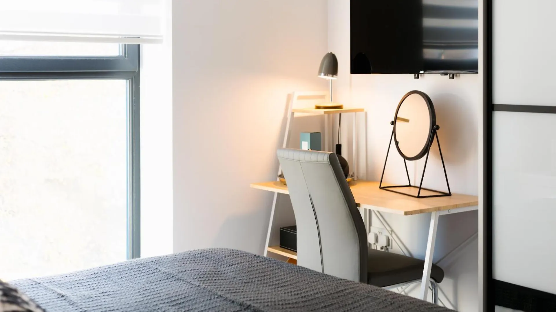 Ocean Breeze By Grandeur Property Bournemouth